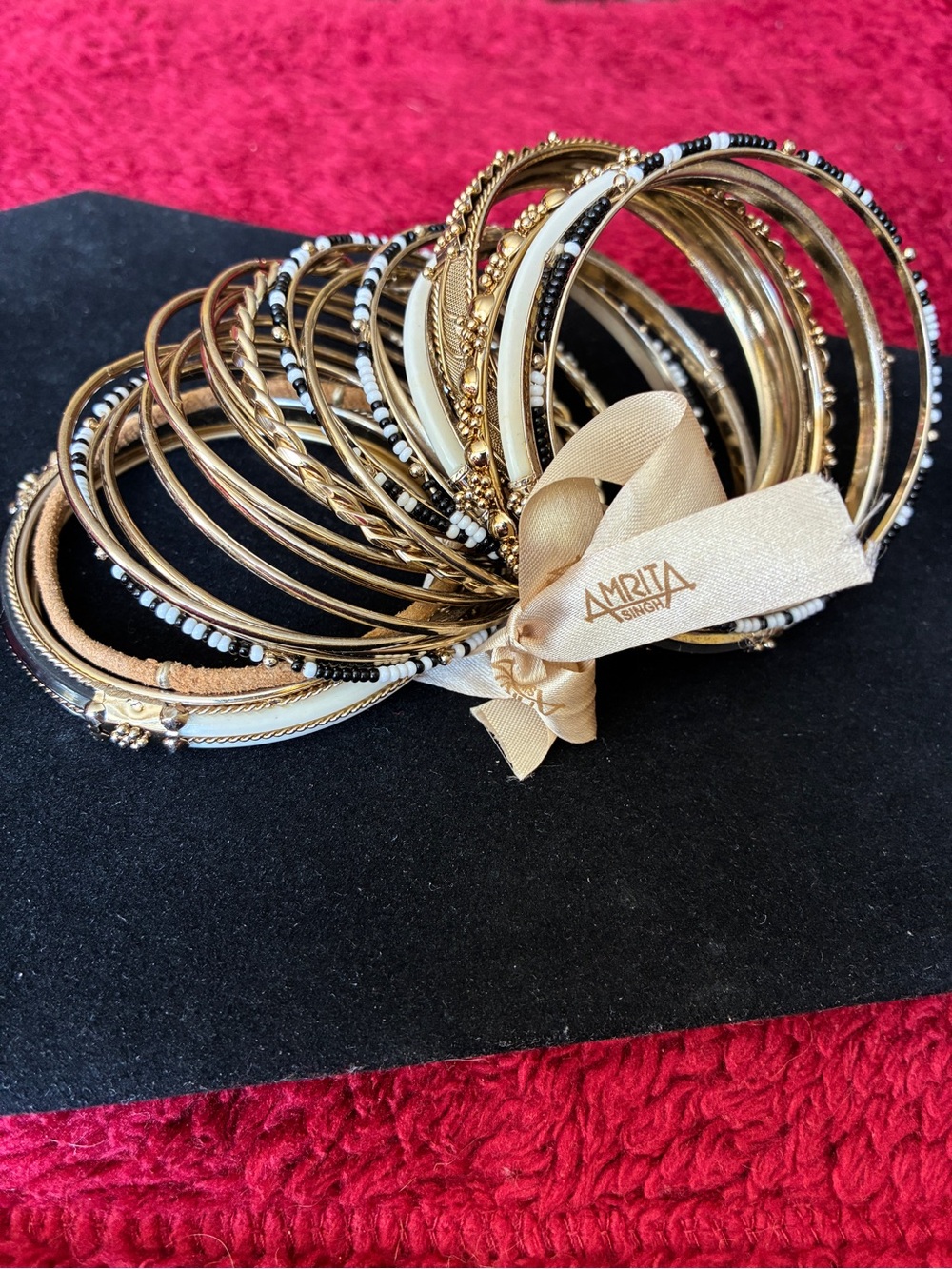 Amrita Singh bangle set